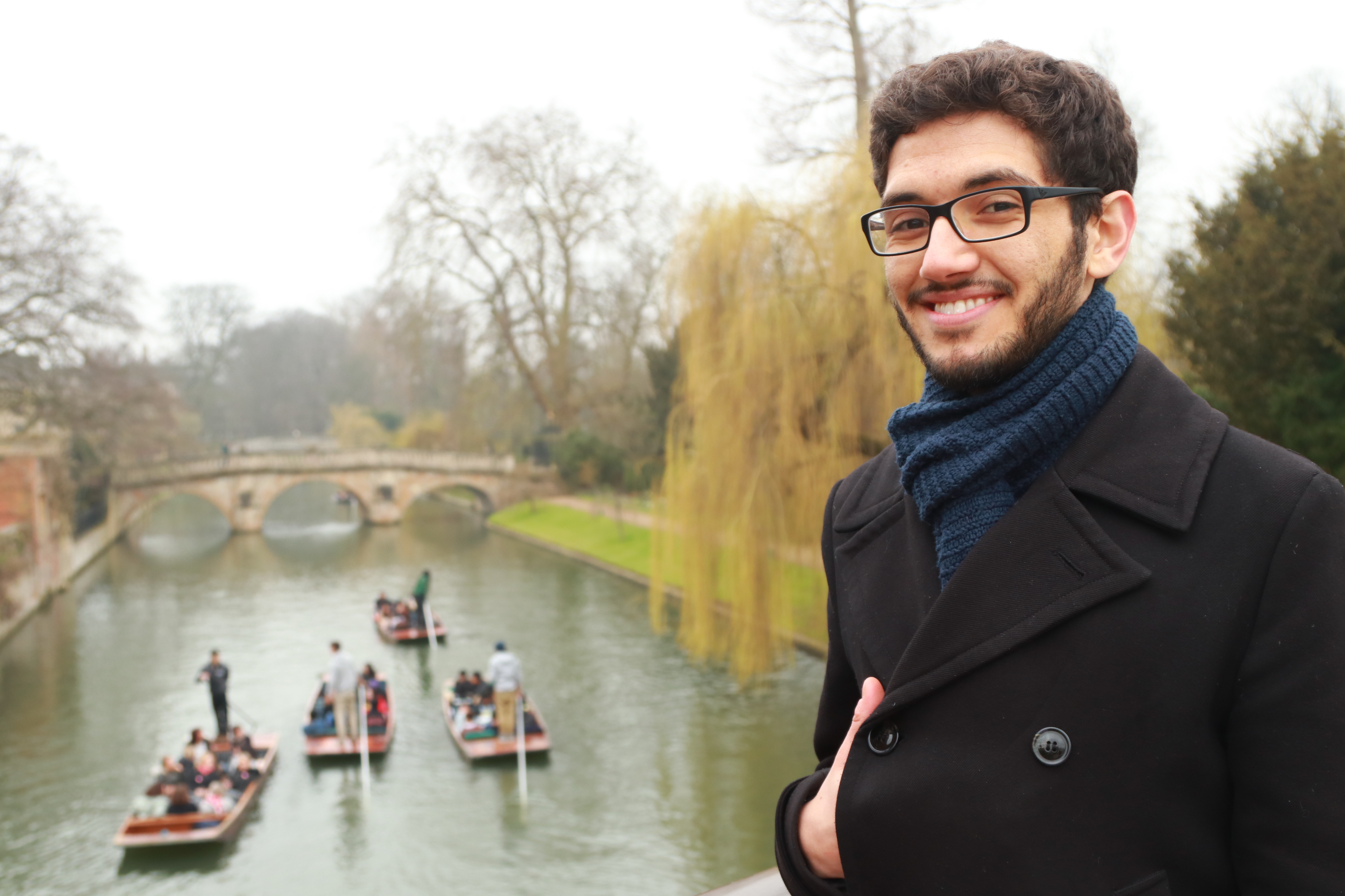 guri in london pose rio cam cambridge homem garoto bonito