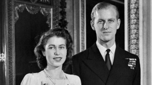 Principe Philip e a rainha Elizabeth quando jovens ele traiu ela